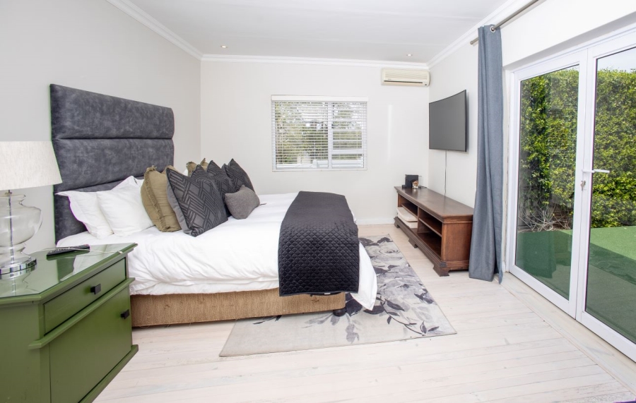 5 Bedroom Property for Sale in Nahoon Eastern Cape